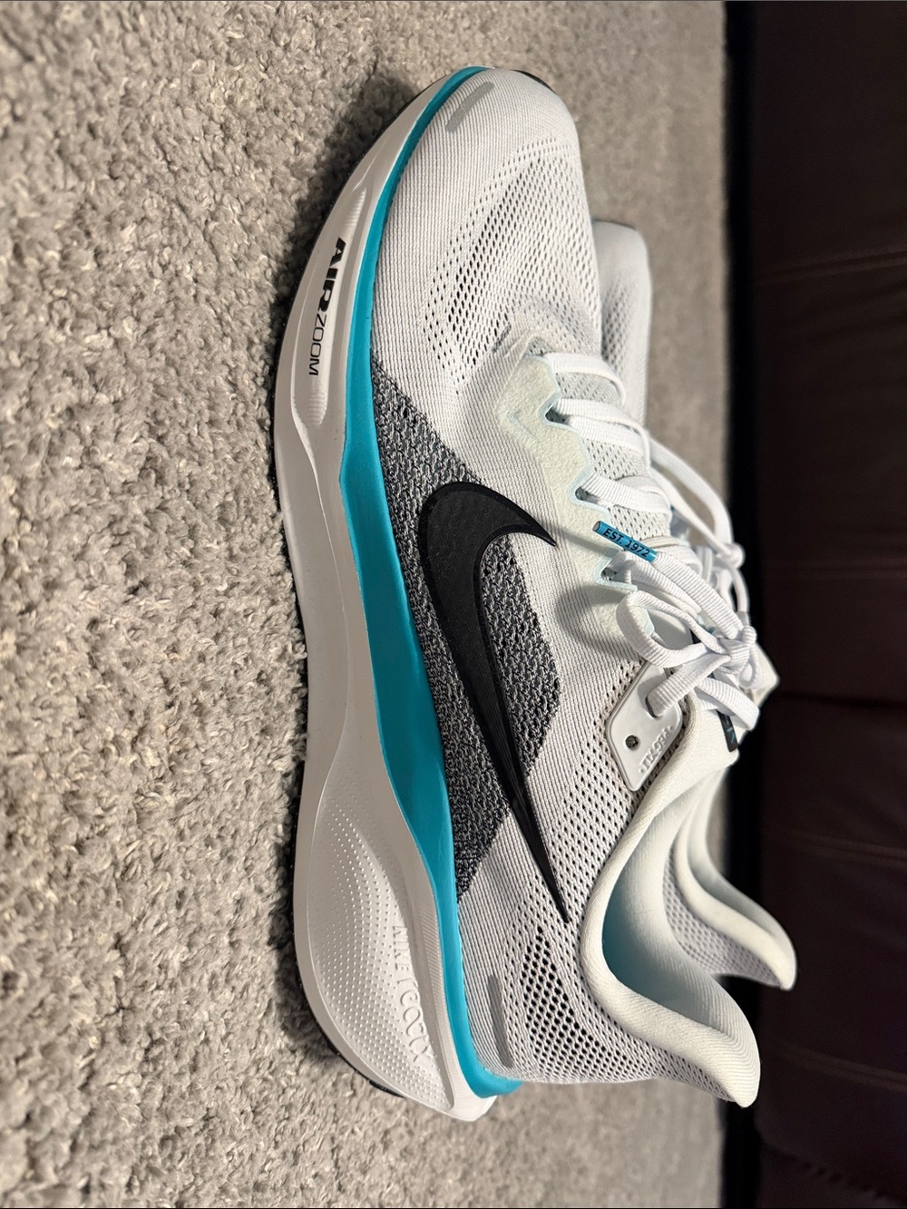 Nike Running Shoe - White/Teal/Black